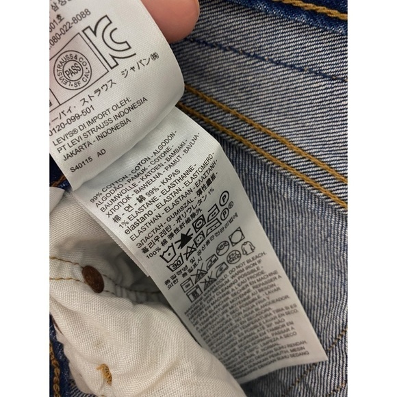 Levi’s 501 Straight Leg Raw Hem Wear & Tear Jeans - Picture 14 of 16